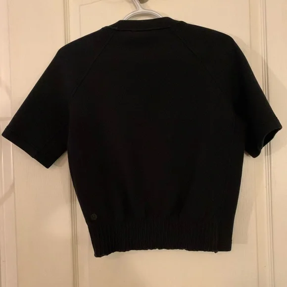 Lululemon S/S Tee - Picture 6 of 9